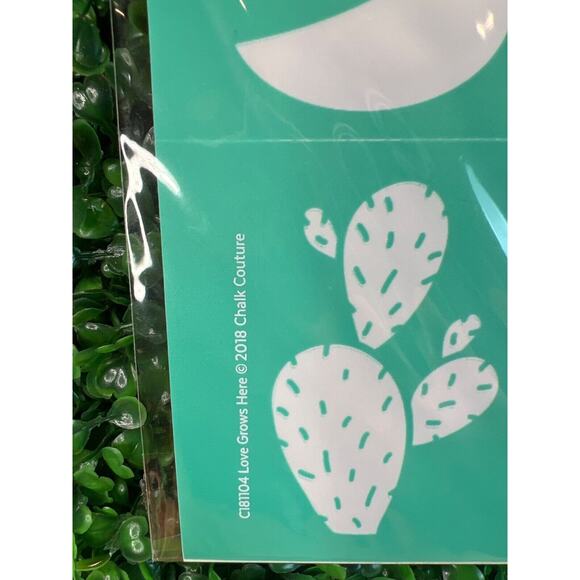 New Chalk Couture Transfer Love Grows Here Crafting Gift - Picture 3 of 7